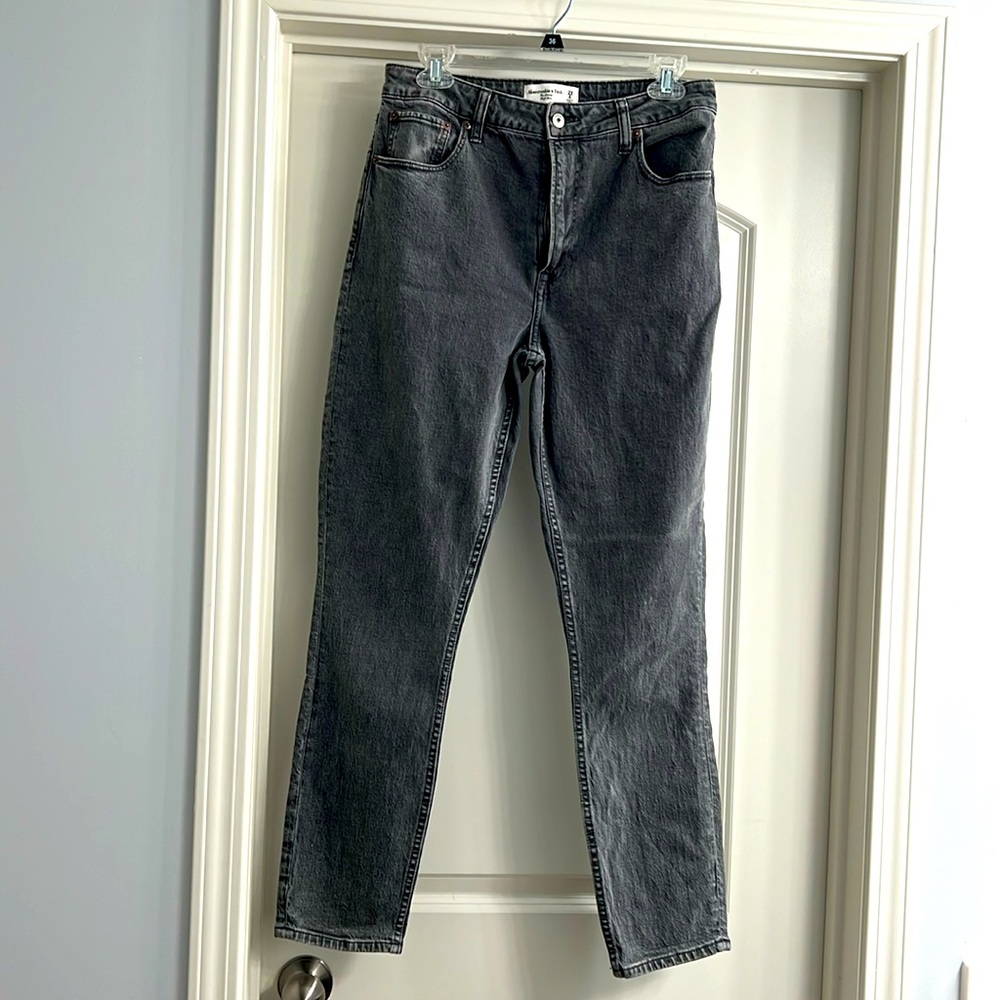 Abercrombie and Fitch the skinny high rise black non distressed jeans